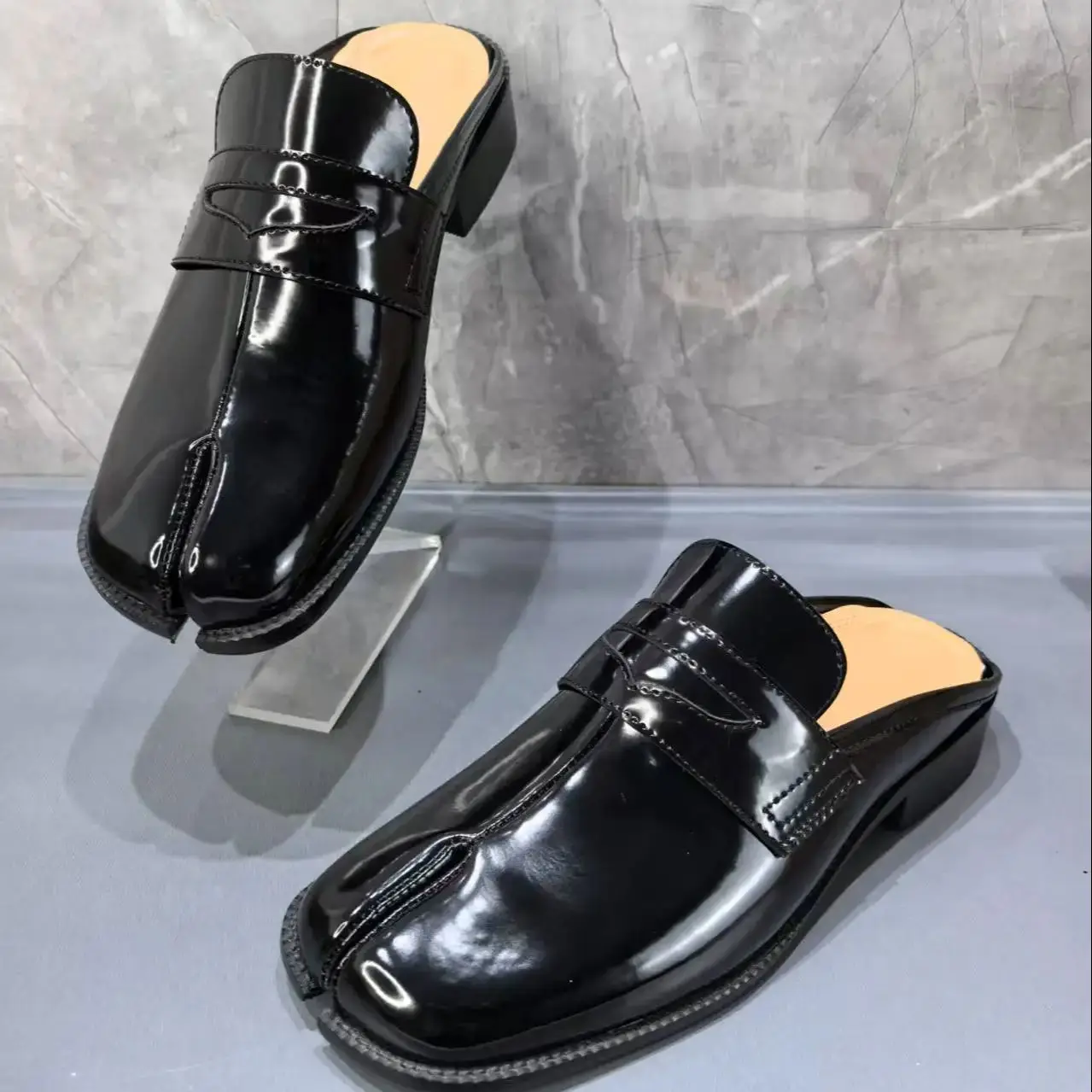 Split Toe Tabi Heren Slippers  - Men Shoes Black recensie en prijs